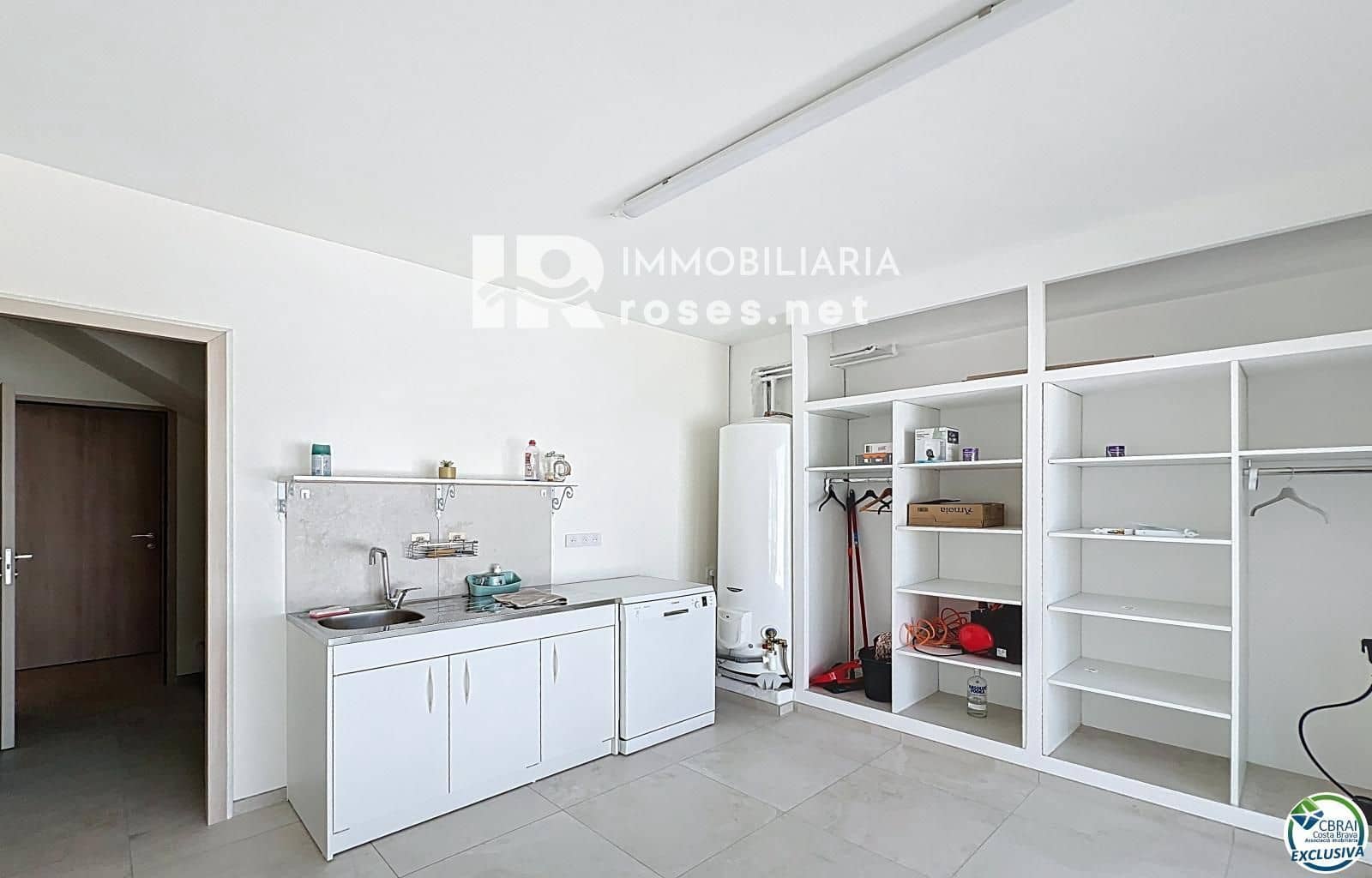 5 makuuhuone Huvila myytävänä paikassa Empuriabrava - 595 000 € (Ref: 9839716)