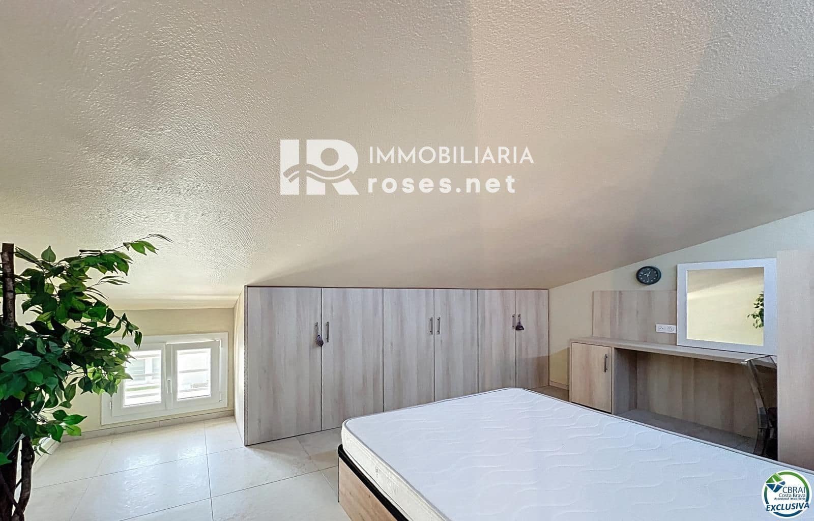 5 makuuhuone Huvila myytävänä paikassa Empuriabrava - 595 000 € (Ref: 9839716)