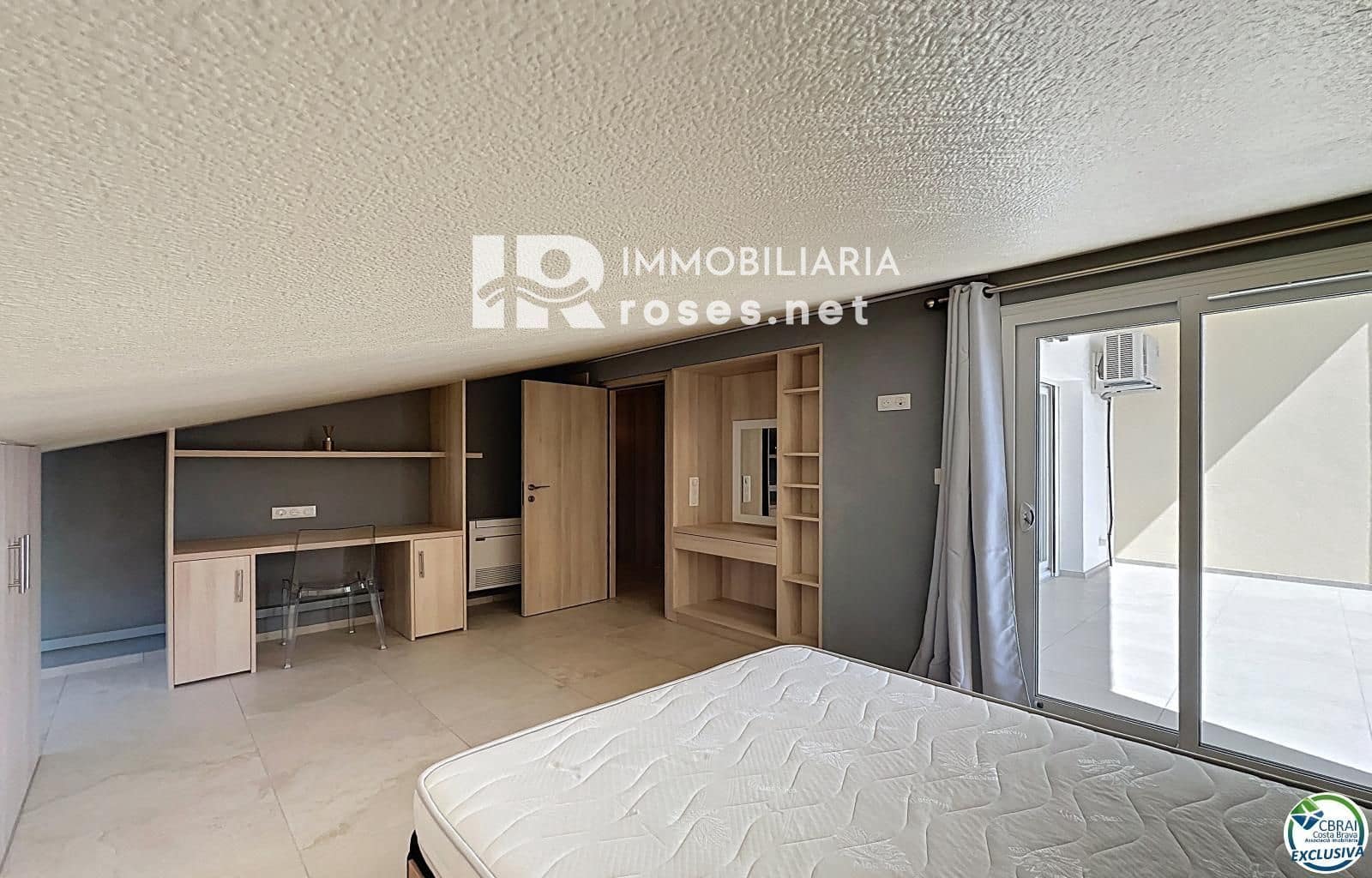 5 makuuhuone Huvila myytävänä paikassa Empuriabrava - 595 000 € (Ref: 9839716)