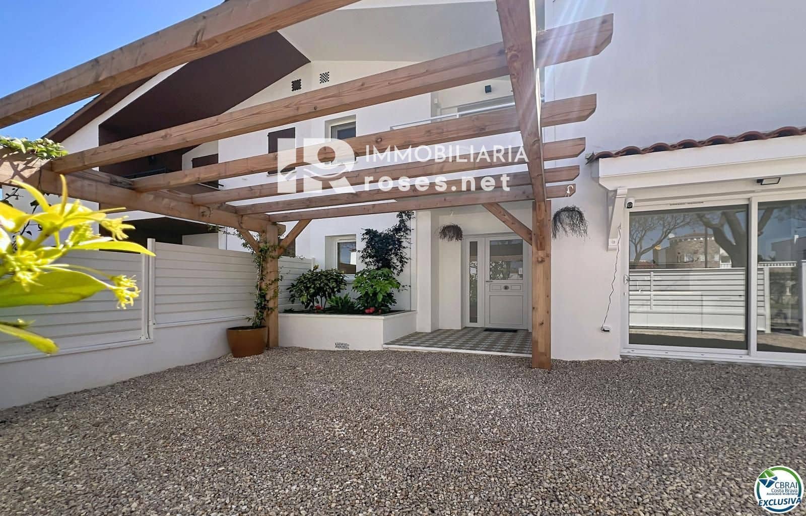 5 makuuhuone Huvila myytävänä paikassa Empuriabrava - 595 000 € (Ref: 9839716)