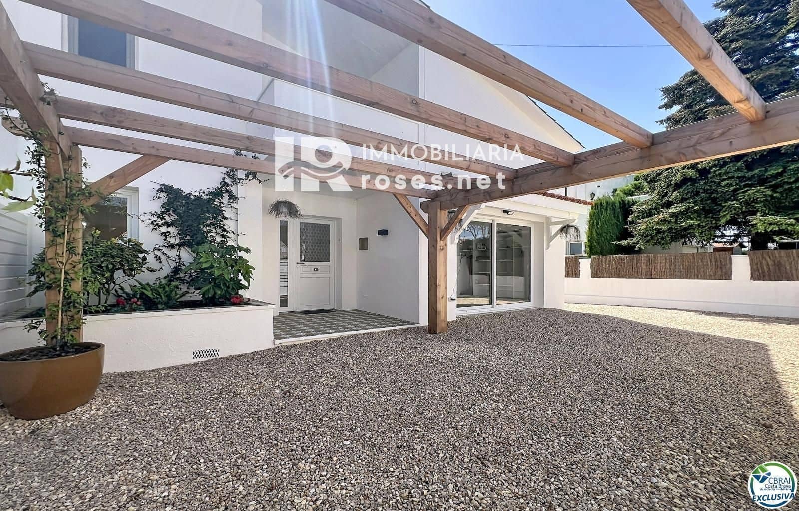 5 makuuhuone Huvila myytävänä paikassa Empuriabrava - 595 000 € (Ref: 9839716)