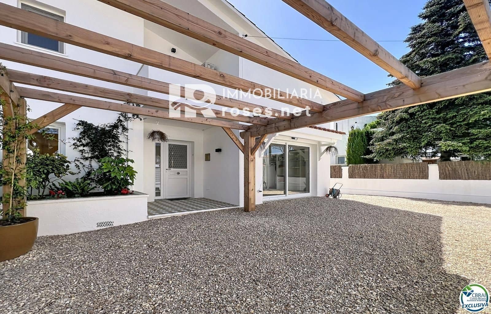 5 makuuhuone Huvila myytävänä paikassa Empuriabrava - 595 000 € (Ref: 9839716)