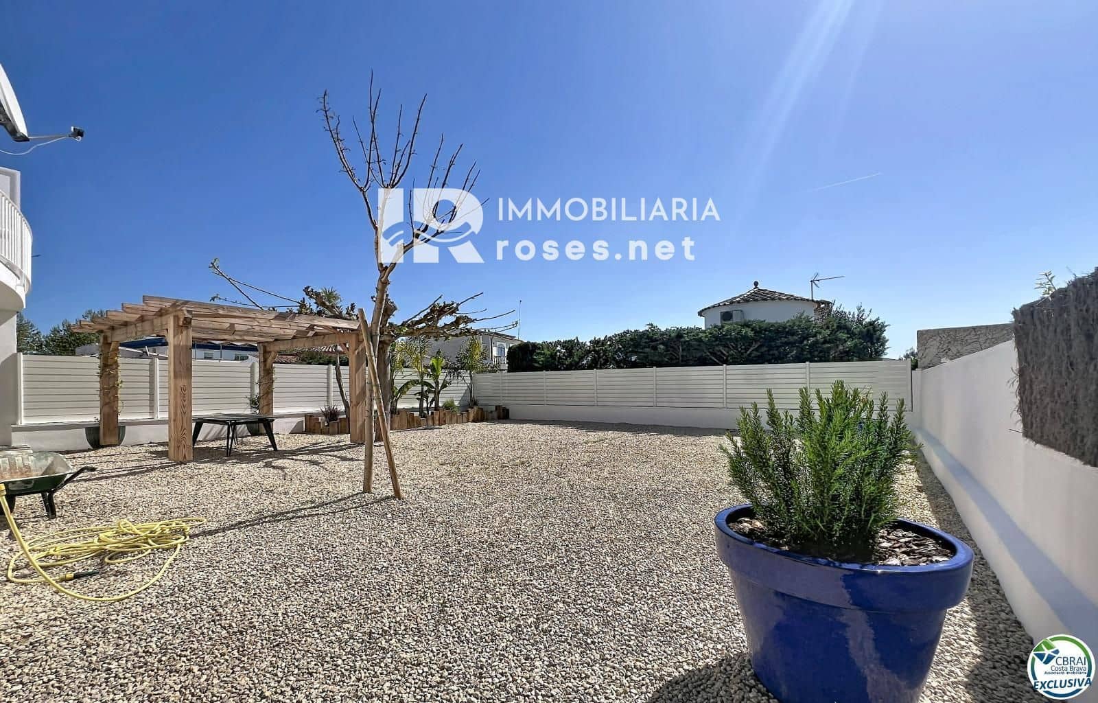 5 makuuhuone Huvila myytävänä paikassa Empuriabrava - 595 000 € (Ref: 9839716)