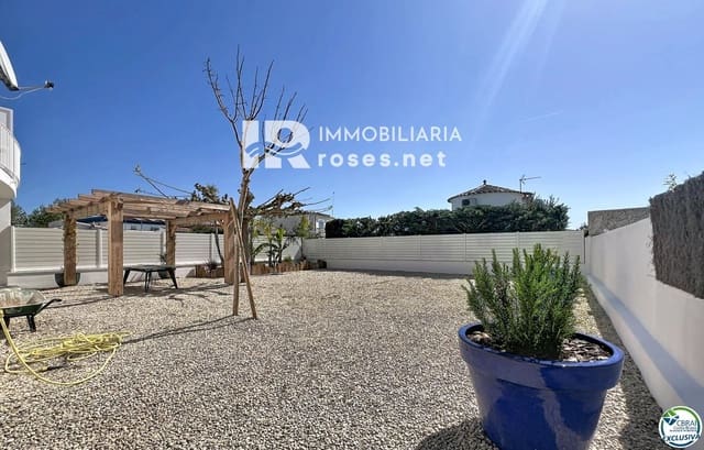5 makuuhuone Huvila myytävänä paikassa Empuriabrava, Castelló d'Empúries - 595 000 € (Ref: 9839716)