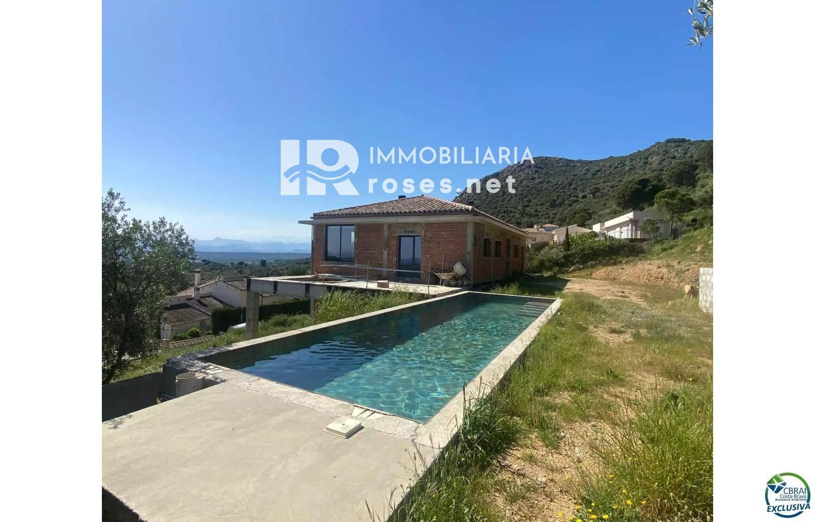 4 bedroom Villa for sale in Pau with pool garage - € 995,000 (Ref: 9839717)
