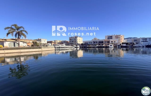 Garage til salg i Santa Margarida, Roses - € 45.000 (Ref: 9852133)
