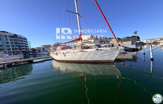 Garage til salg i Santa Margarida, Roses - € 45.000 (Ref: 9852133)