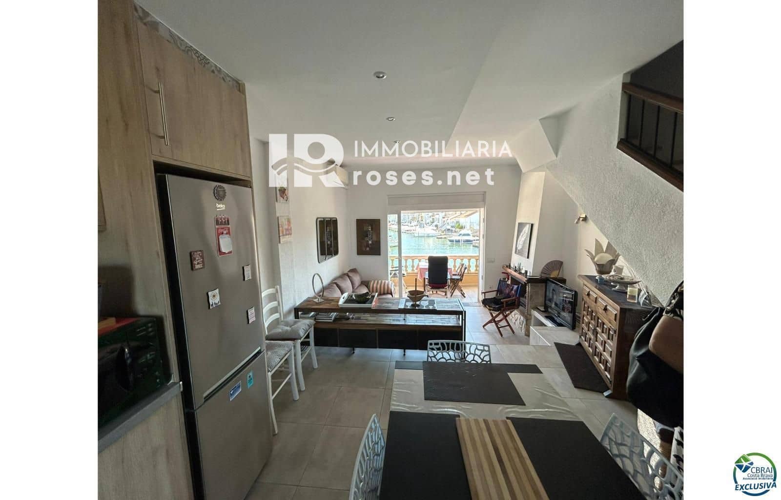 3 soveværelse Byhus til salg i Empuriabrava med garage - € 379.000 (Ref: 9852134)