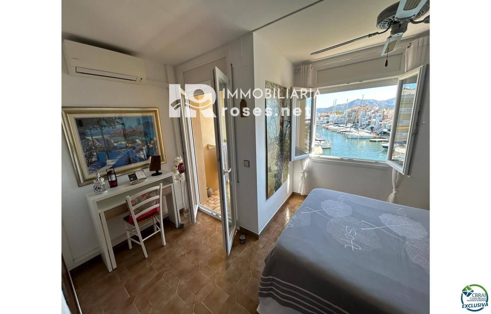 3 soveværelse Byhus til salg i Empuriabrava med garage - € 379.000 (Ref: 9852134)