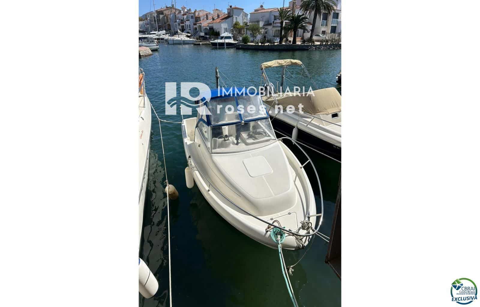 3 soveværelse Byhus til salg i Empuriabrava med garage - € 379.000 (Ref: 9852134)