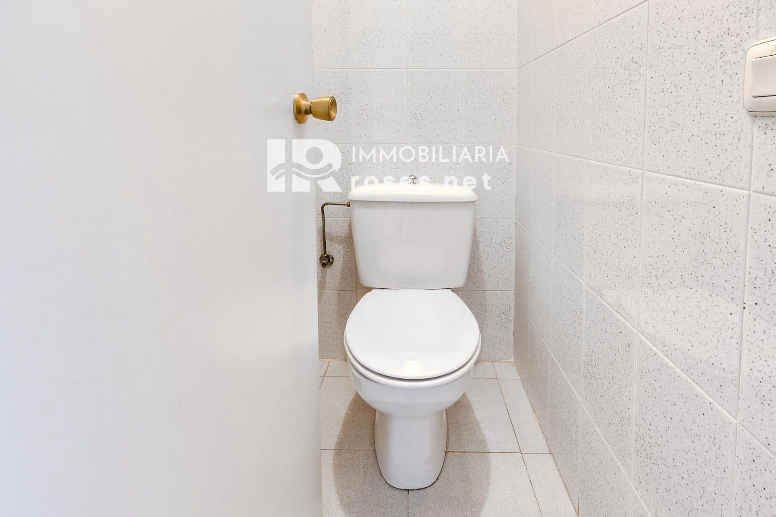 2 bedroom Flat for sale in Roses - € 260,000 (Ref: 9855939)