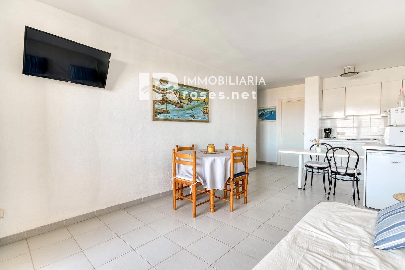 2 bedroom Flat for sale in Roses - € 260,000 (Ref: 9855939)