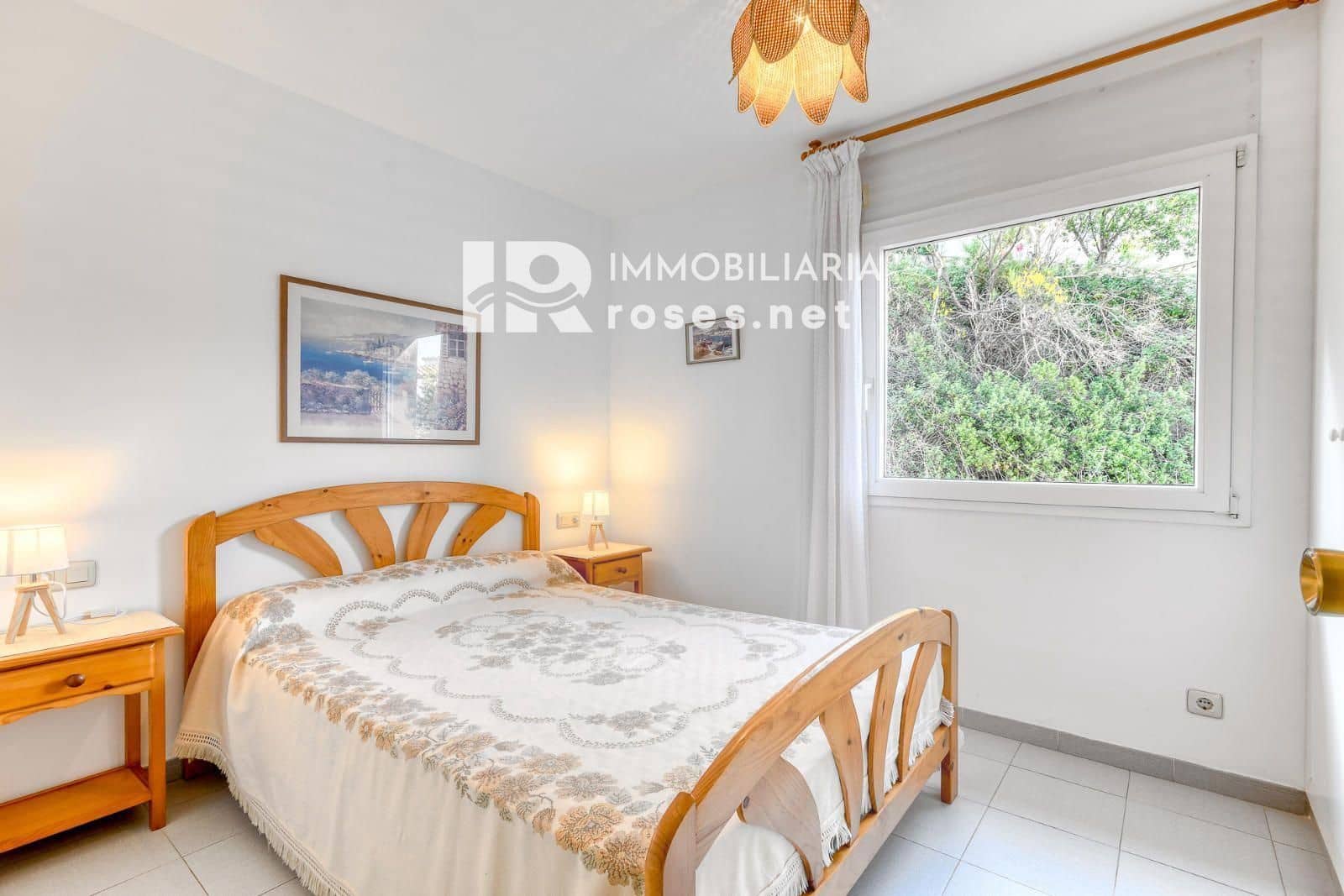 2 bedroom Flat for sale in Roses - € 260,000 (Ref: 9855939)