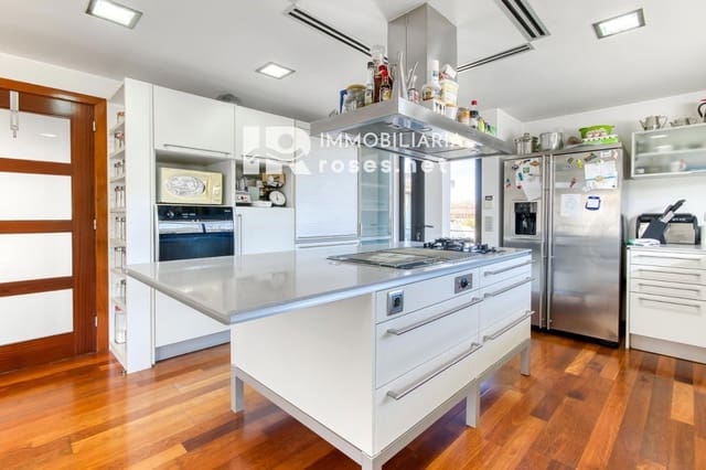 7 soveværelse Villa til salg i Llançà med garage - € 1.190.000 (Ref: 9855940)