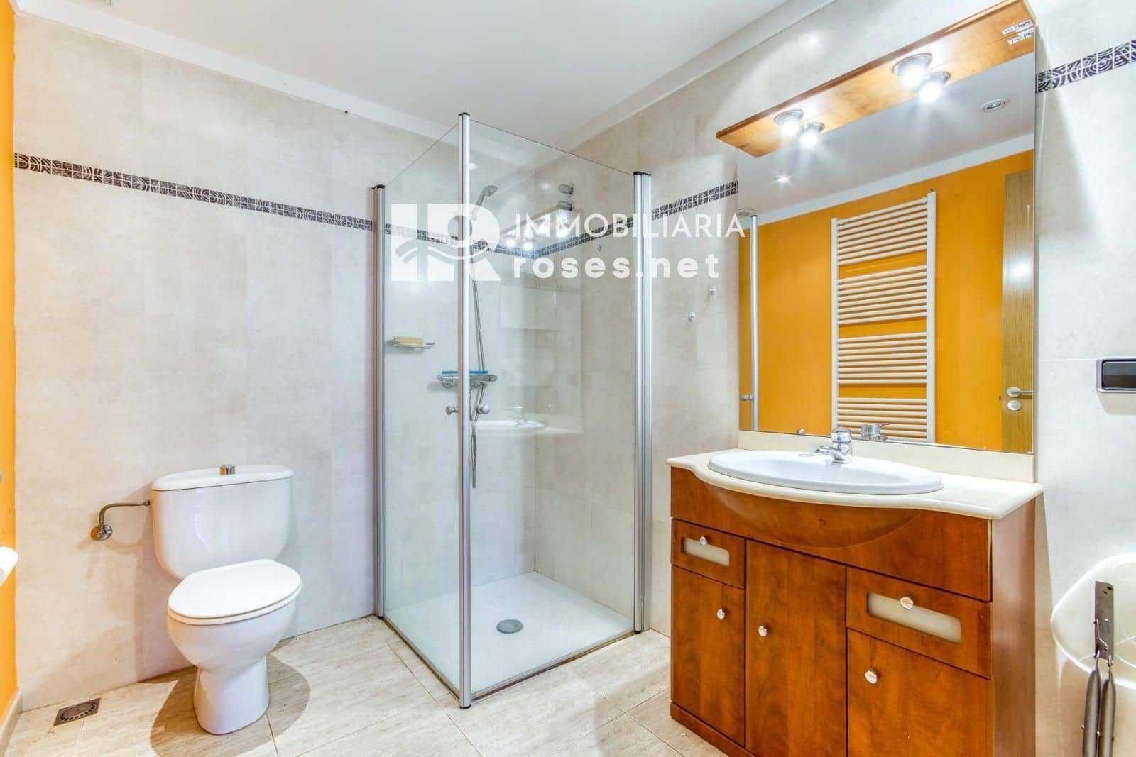 7 soveværelse Villa til salg i Llanca med garage - € 1.190.000 (Ref: 9855940)