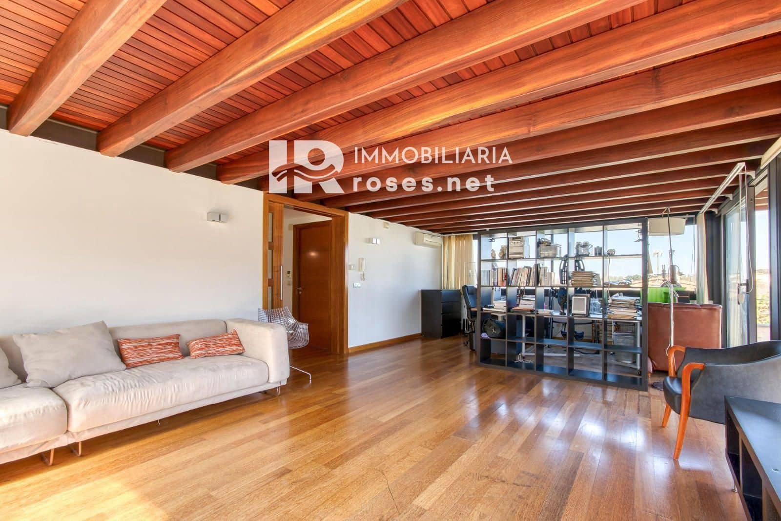 7 soveværelse Villa til salg i Llanca med garage - € 1.190.000 (Ref: 9855940)