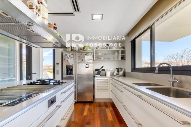 7 soveværelse Villa til salg i Llançà med garage - € 1.190.000 (Ref: 9855940)