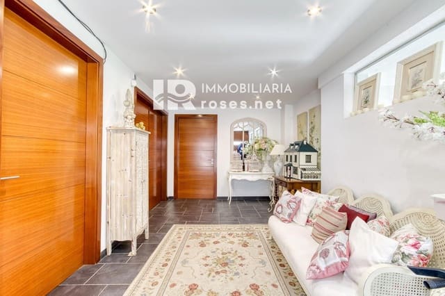 7 soveværelse Villa til salg i Llançà med garage - € 1.190.000 (Ref: 9855940)