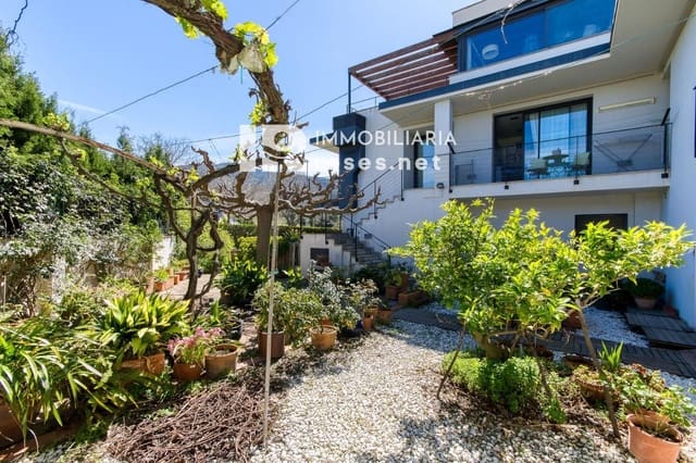 7 soveværelse Villa til salg i Llançà med garage - € 1.190.000 (Ref: 9855940)