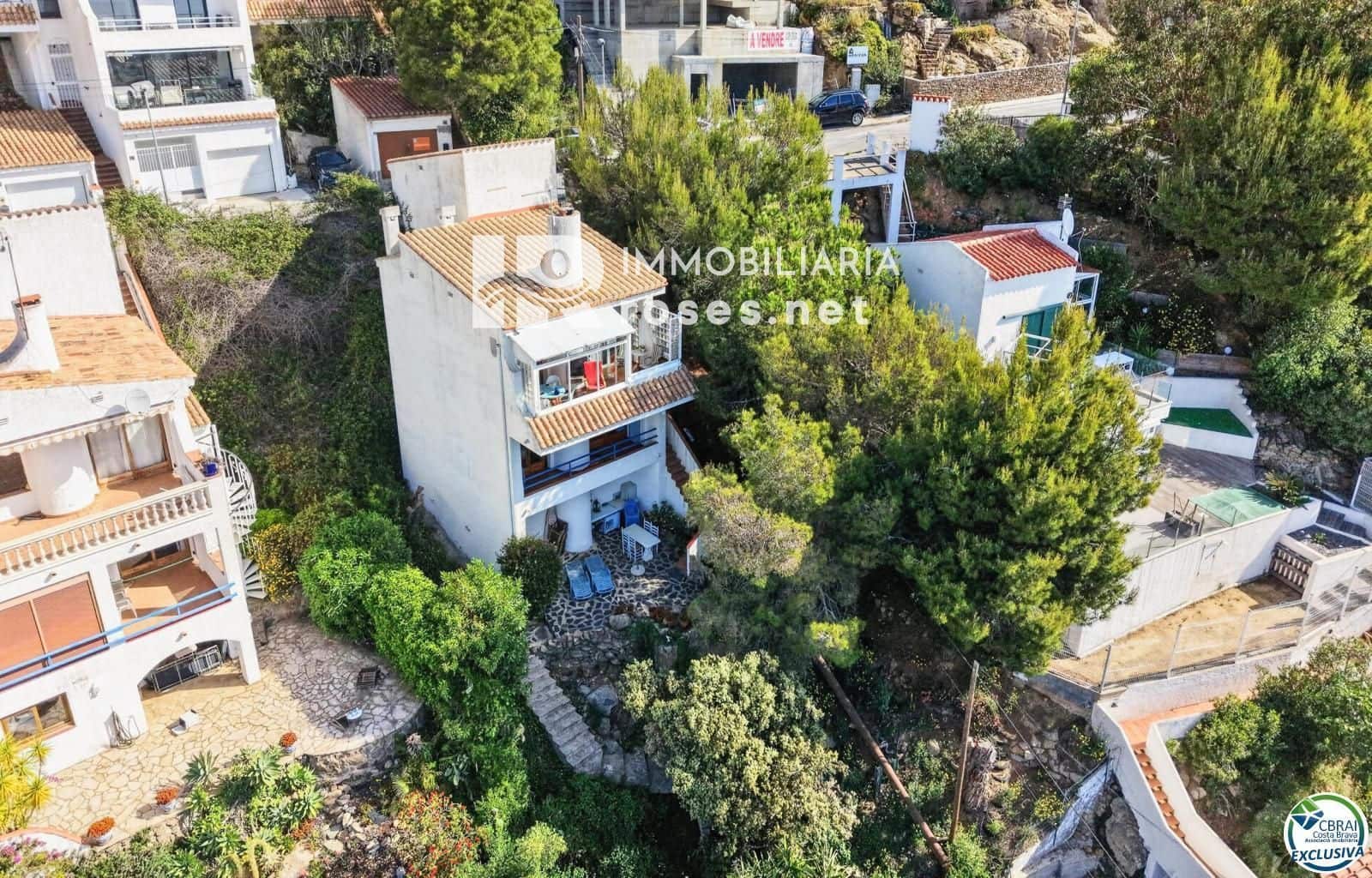 Chalet de 3 habitaciones en Roses en venta con garaje - 349.000 € (Ref: 9869588)