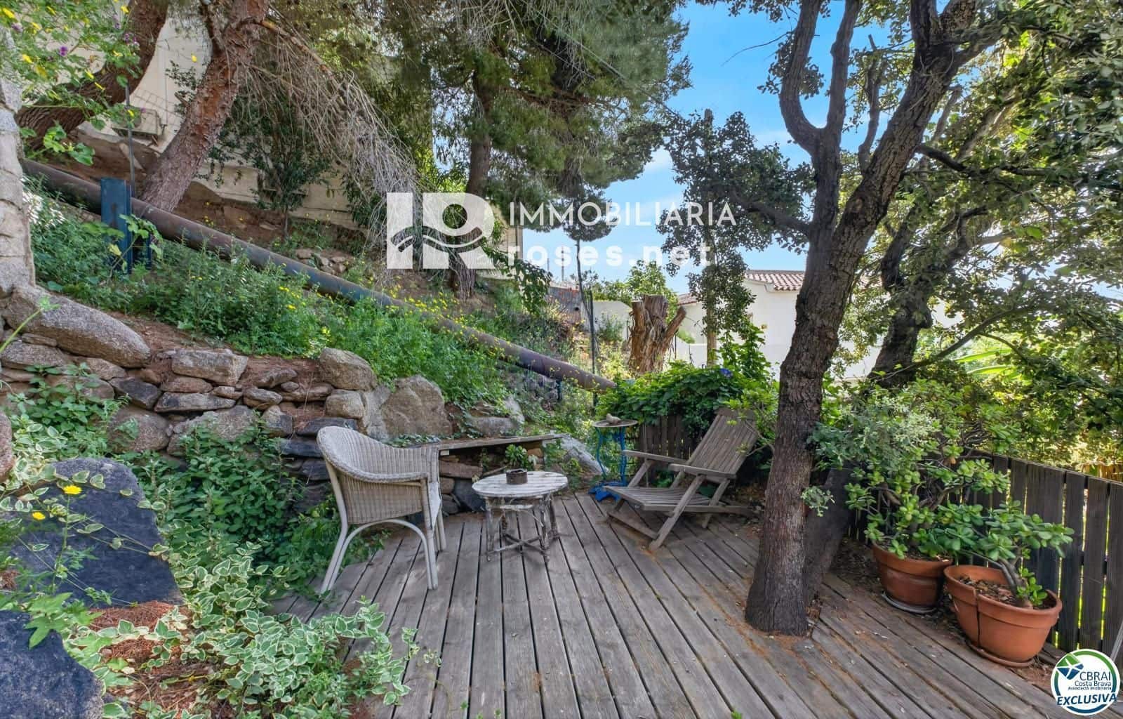 Chalet de 3 habitaciones en Roses en venta con garaje - 349.000 € (Ref: 9869588)