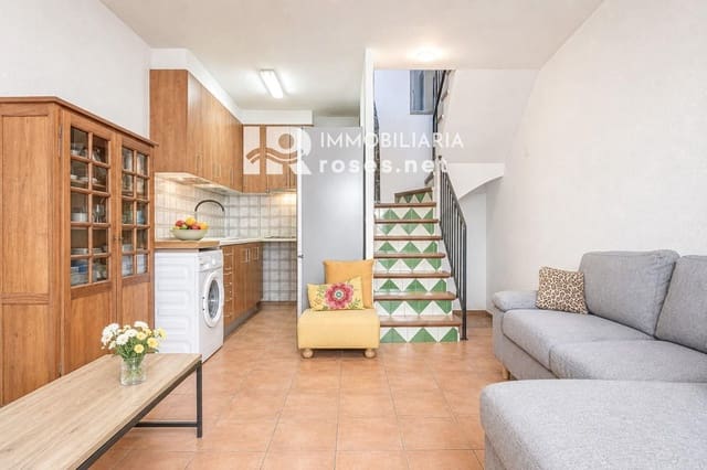 1 chambre Maison de Ville à vendre à Empuriabrava, Castelló d'Empúries - 130 000 € (Ref: 9869589)