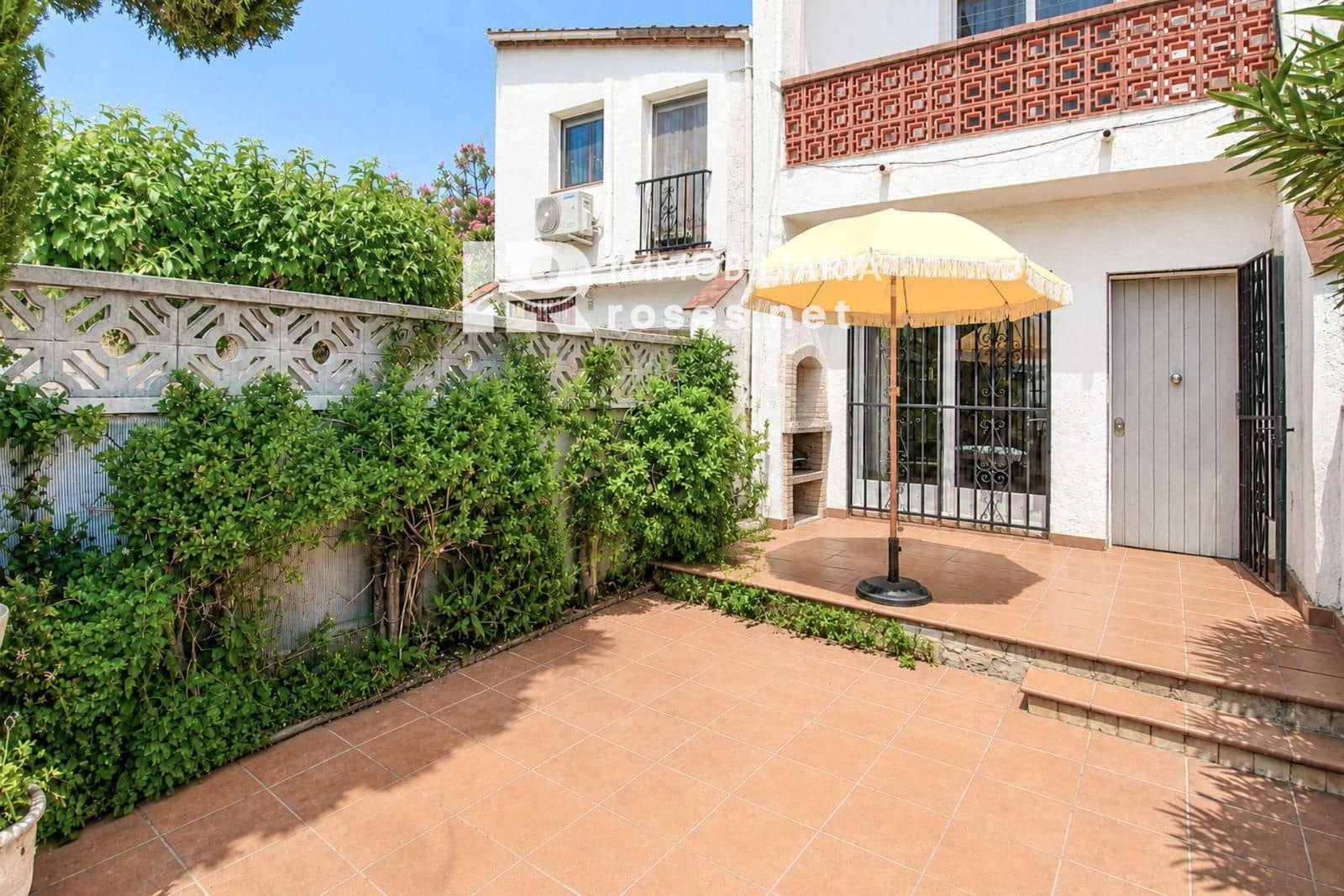 1 bedroom Townhouse for sale in Empuriabrava - € 130,000 (Ref: 9869589)