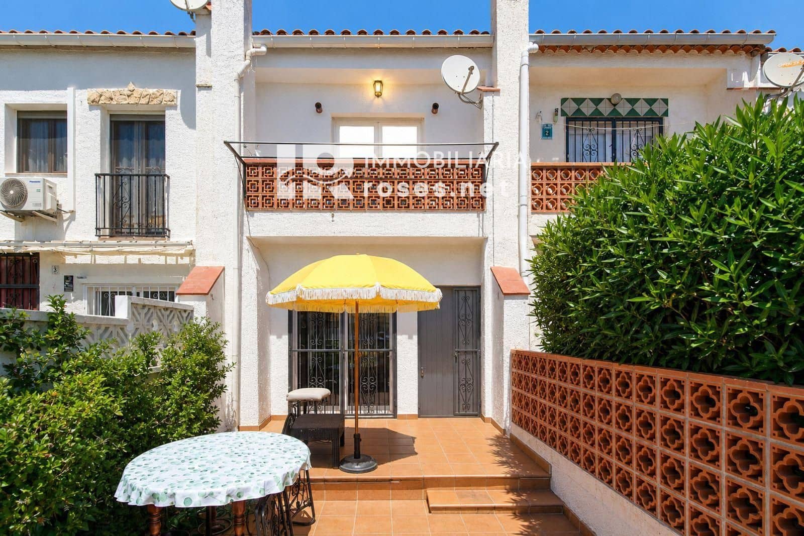 1 bedroom Townhouse for sale in Empuriabrava - € 130,000 (Ref: 9869589)