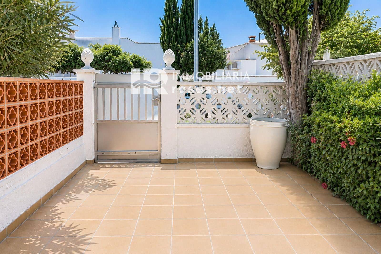 1 bedroom Townhouse for sale in Empuriabrava - € 130,000 (Ref: 9869589)