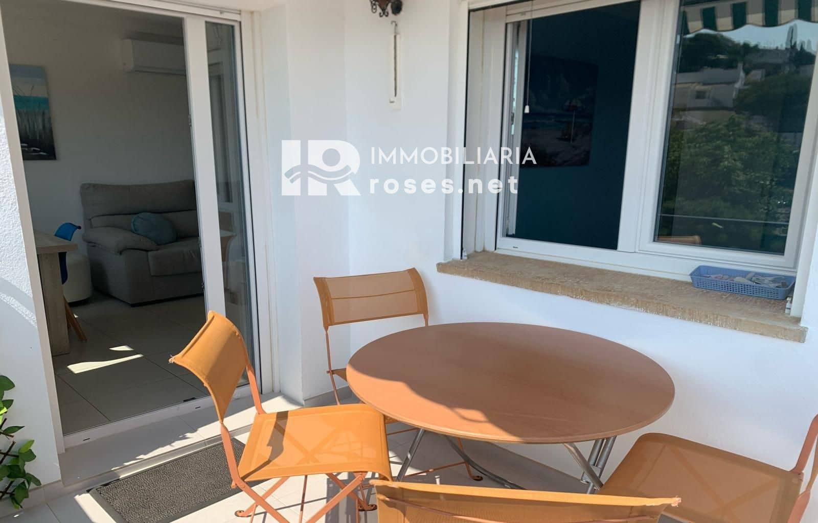 2 bedroom Flat for sale in Roses - € 339,000 (Ref: 9876904)