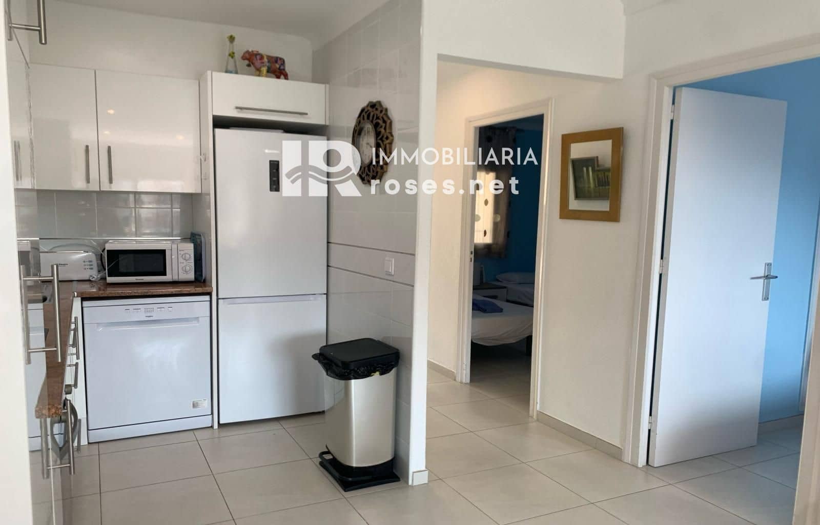 2 bedroom Flat for sale in Roses - € 339,000 (Ref: 9876904)