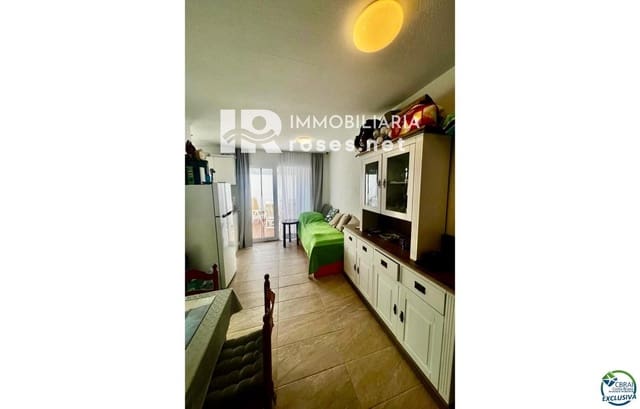 Chalet de 2 habitaciones en Empuriabrava, Castelló d'Empúries en venta - 225.000 € (Ref: 9882448)