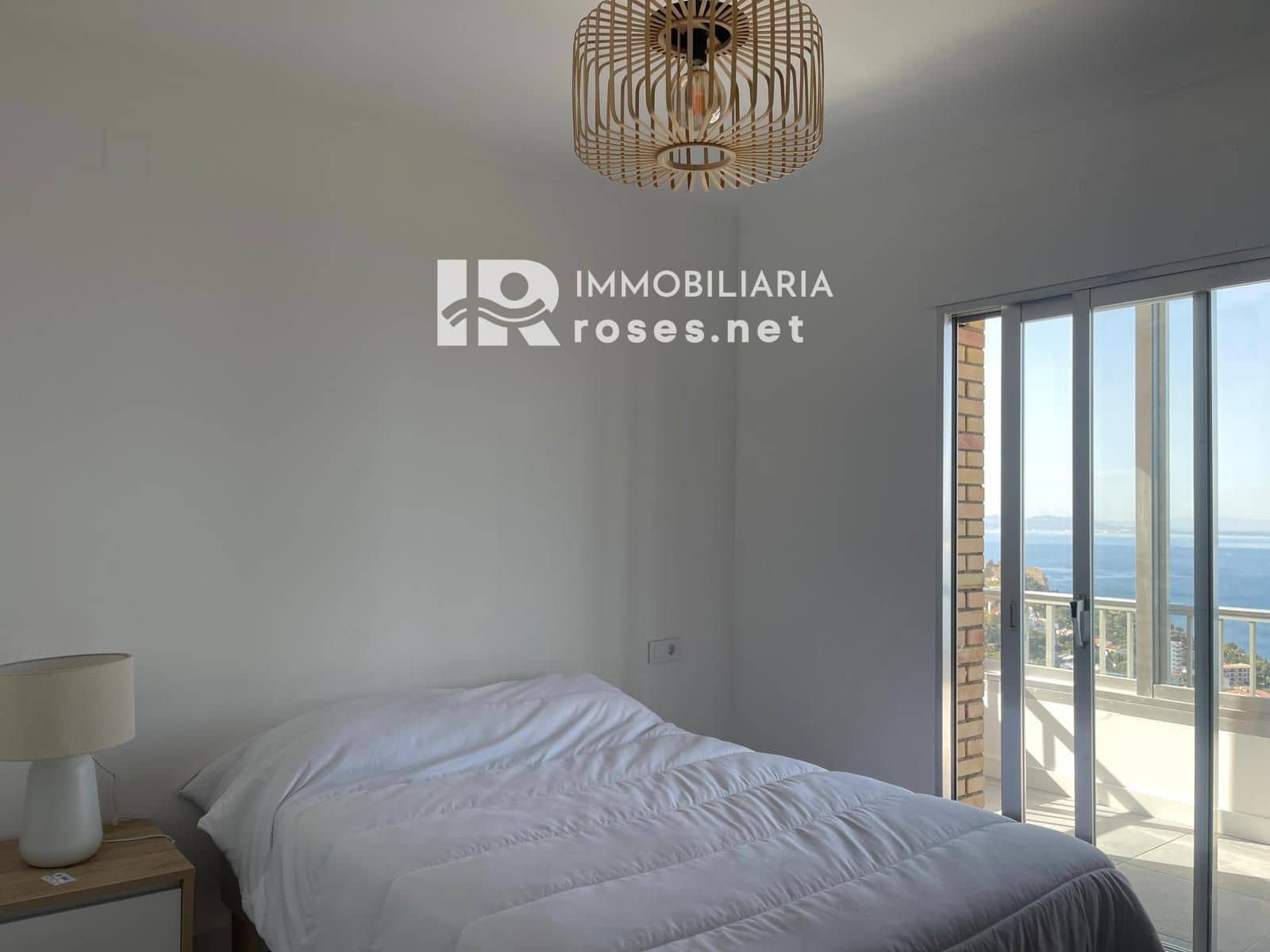 2 sypialnia Mieszkanie na sprzedaż w Roses z garażem - 345 000 € (Ref: 9885109)