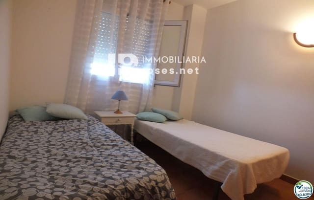 2 slaapkamer Flat te koop in Santa Margarida, Roses met zwembad - € 242.000 (Ref: 9889163)