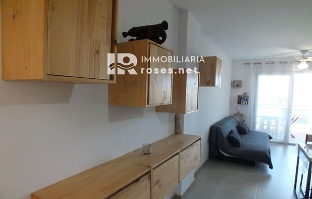 Piso de 2 habitaciones en Santa Margarida, Roses en venta con piscina - 219.000 € (Ref: 9890683)