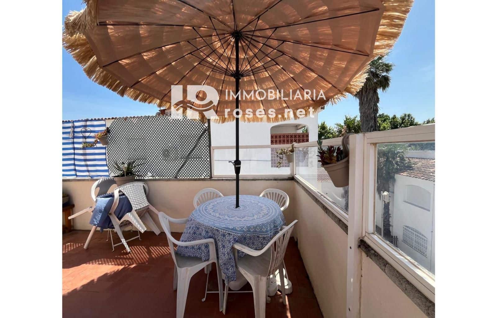 2 bedroom Flat for sale in Empuriabrava - € 219,000 (Ref: 9892707)