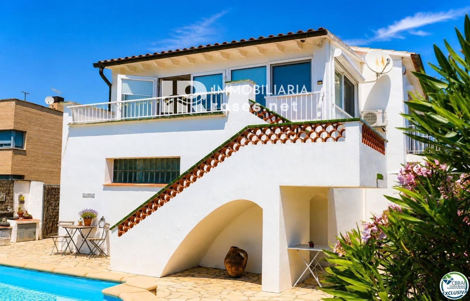 4 bedroom Villa for sale in Roses with pool garage - € 475,000 (Ref: 9892708)