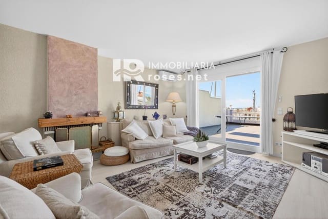 3 makuuhuone Asunto myytävänä paikassa Empuriabrava, Castelló d'Empúries mukana uima-altaan - 480 000 € (Ref: 9894926)