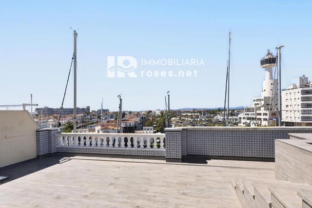 3 makuuhuone Asunto myytävänä paikassa Empuriabrava, Castelló d'Empúries mukana uima-altaan - 480 000 € (Ref: 9894926)