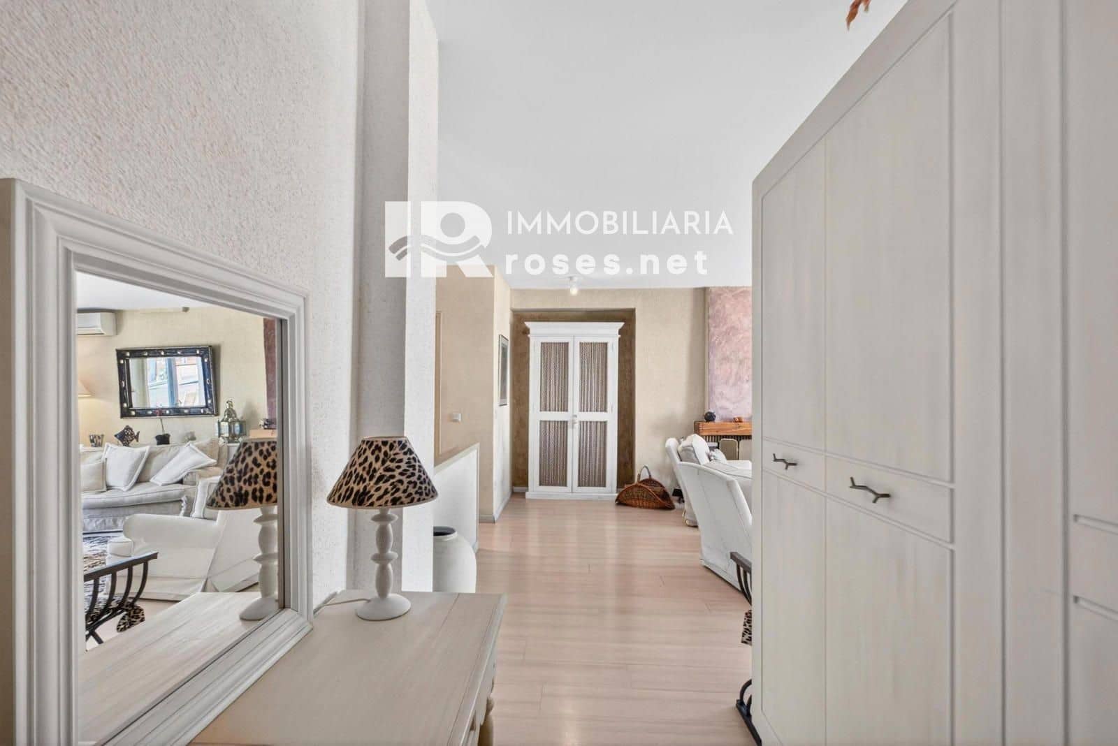 3 makuuhuone Asunto myytävänä paikassa Empuriabrava mukana uima-altaan - 480 000 € (Ref: 9894926)