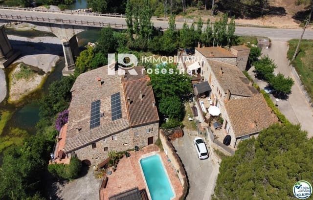 11 bedroom Villa for sale in Sant Miquel de Fluvià with pool garage - € 1,900,000 (Ref: 9894927)