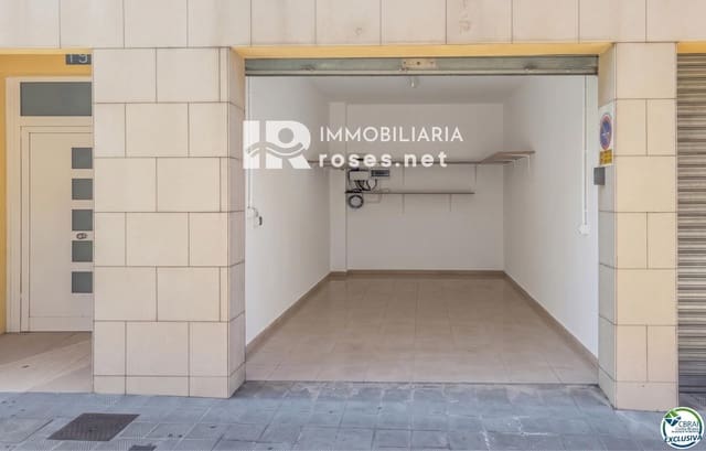 Garasje til salgs i Roses - € 50 000 (Ref: 9902017)