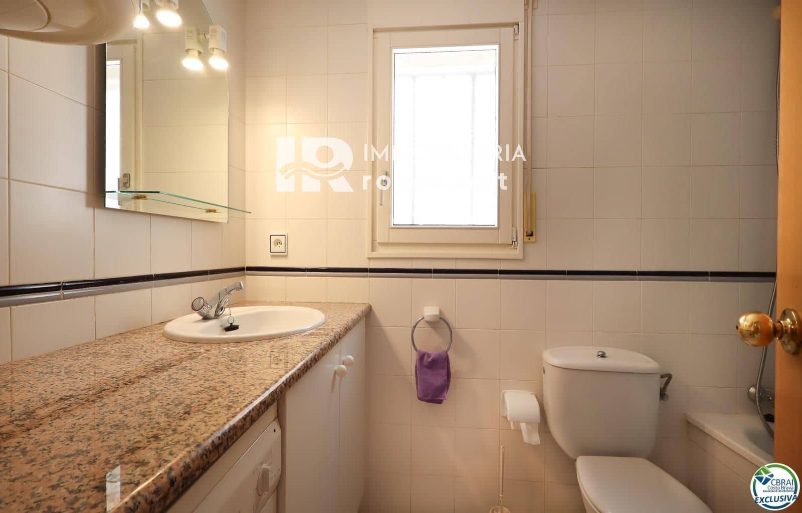 2 slaapkamer Flat te koop in Llanca - € 198.000 (Ref: 9908826)