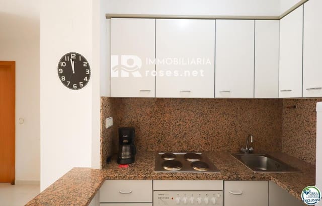 2 slaapkamer Flat te koop in Llançà - € 198.000 (Ref: 9908826)