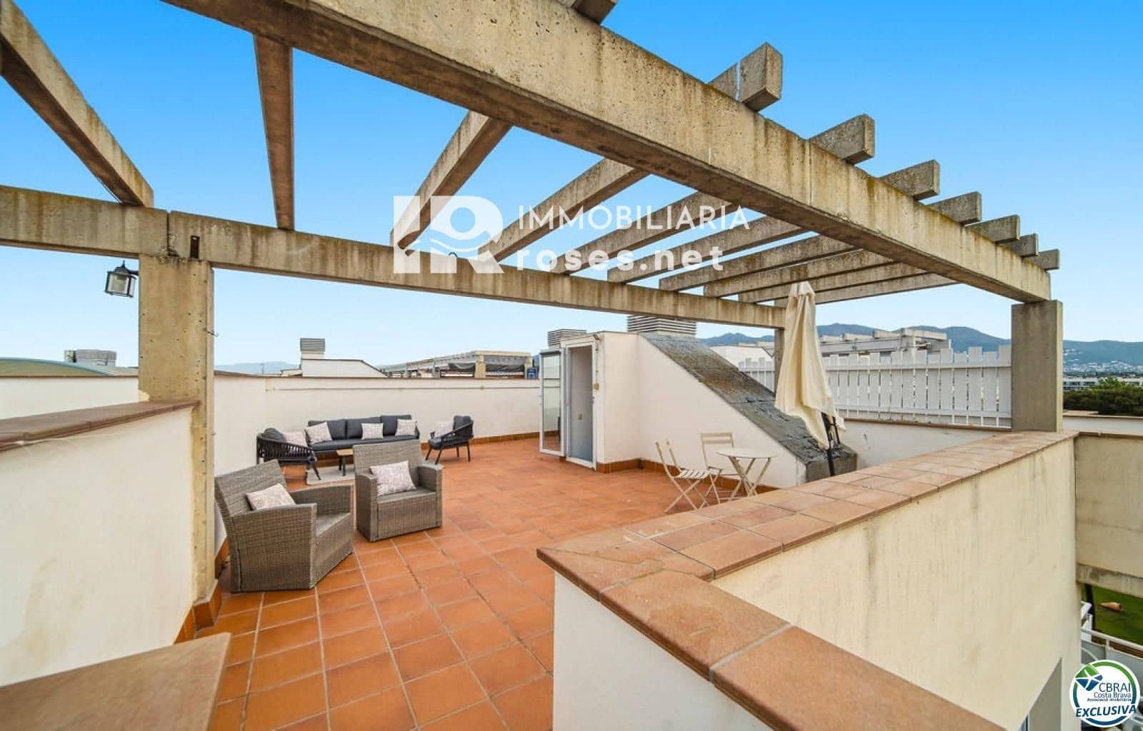 2 makuuhuone Asunto myytävänä paikassa Santa Margarida mukana uima-altaan - 235 000 € (Ref: 9911285)