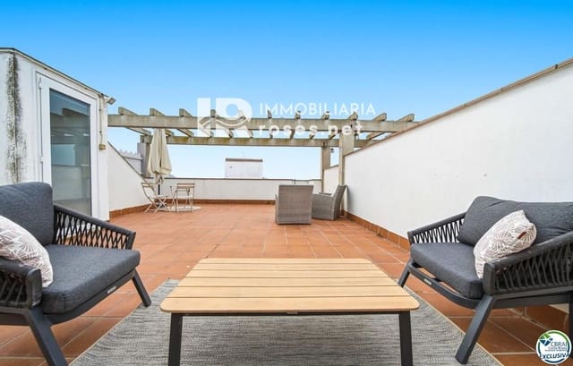 2 makuuhuone Asunto myytävänä paikassa Santa Margarida, Roses mukana uima-altaan - 235 000 € (Ref: 9911285)