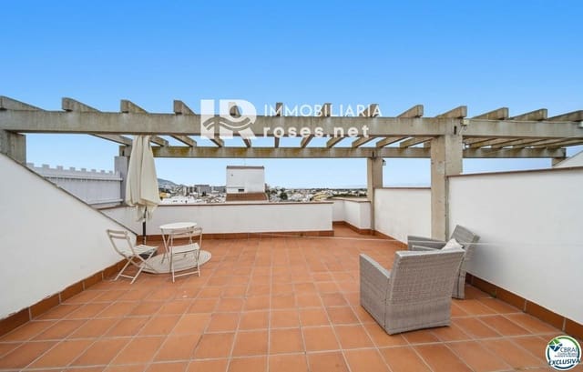2 makuuhuone Asunto myytävänä paikassa Santa Margarida, Roses mukana uima-altaan - 235 000 € (Ref: 9911285)