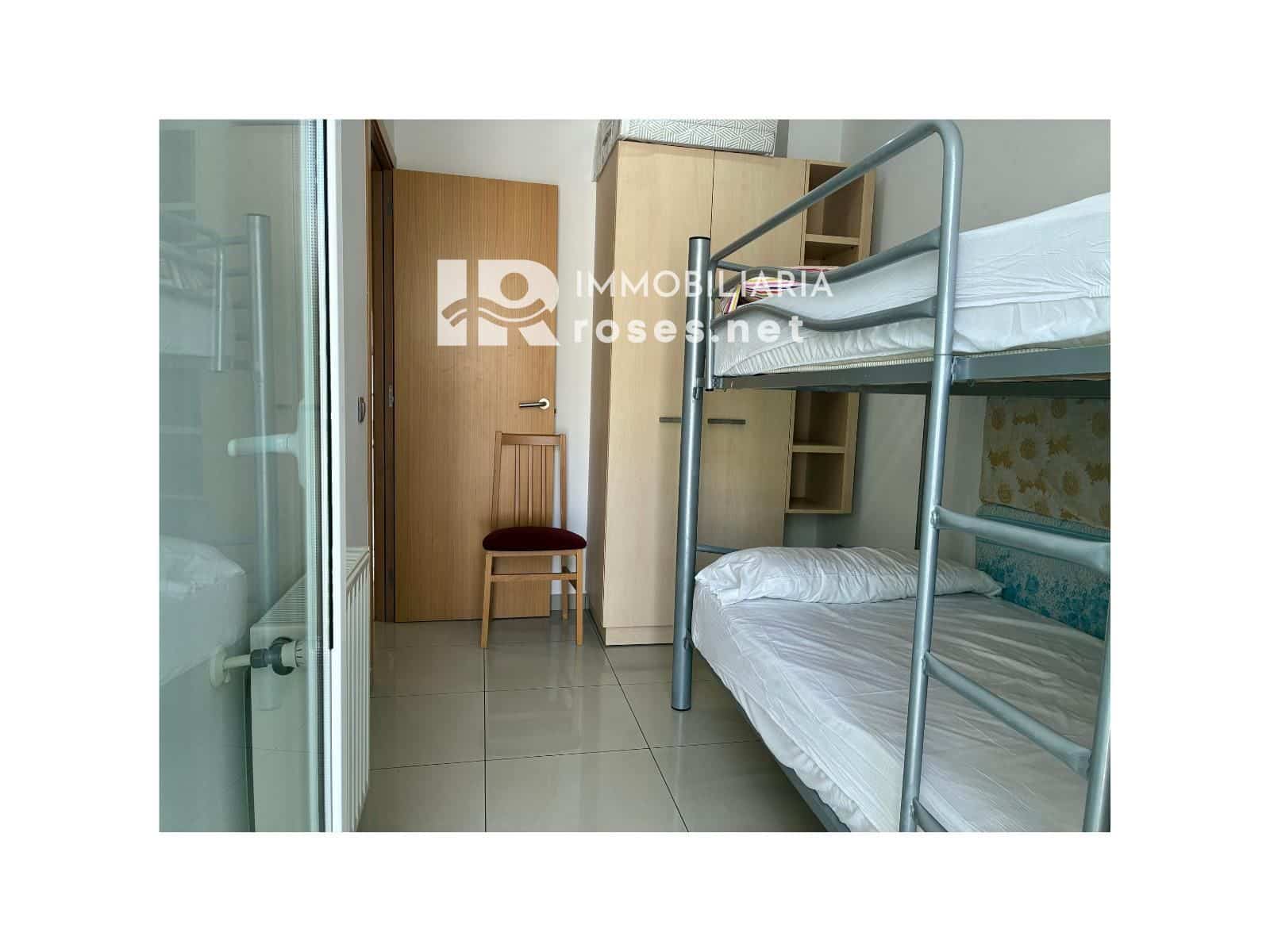 2 chambre Appartement à vendre à Roses - 195 000 € (Ref: 9911286)