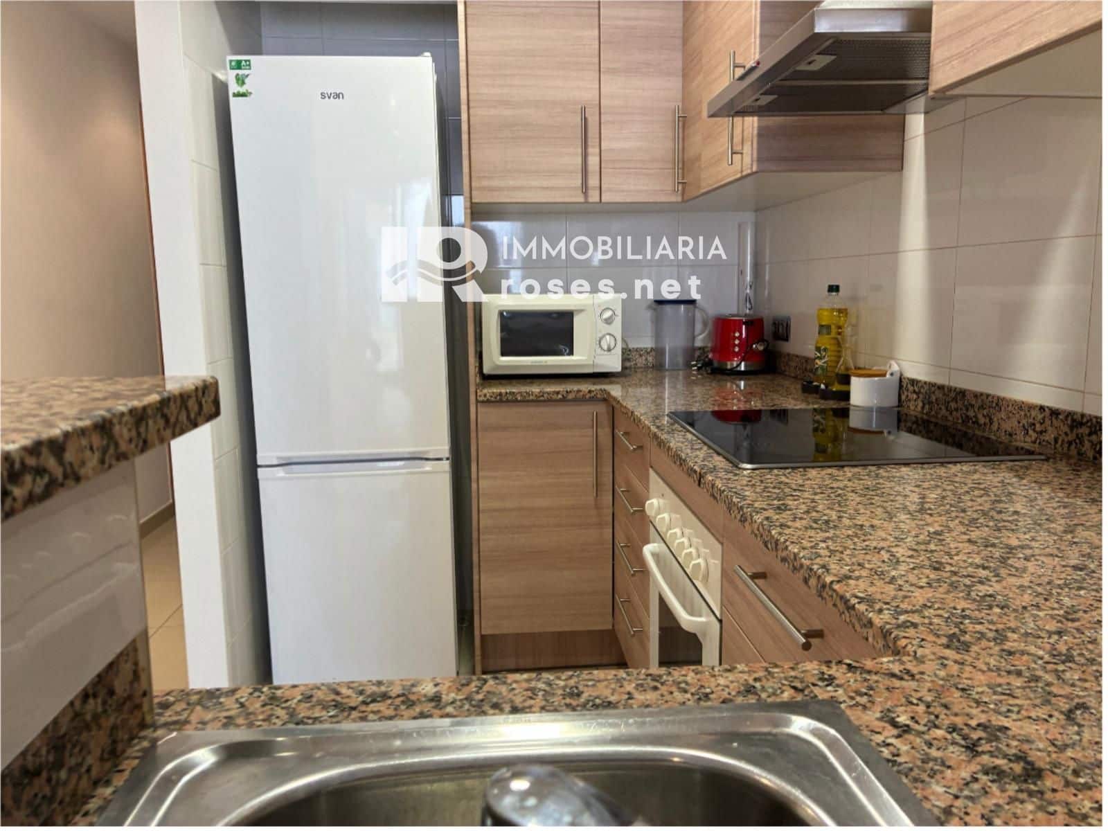 2 bedroom Flat for sale in Roses - € 195,000 (Ref: 9911286)