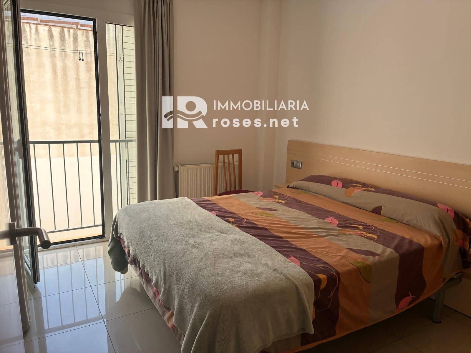2 bedroom Flat for sale in Roses - € 195,000 (Ref: 9911286)